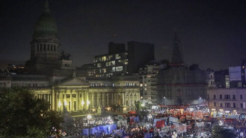 ATE Capital marchó al Congreso para apoyar la Ley contra los tarifazos