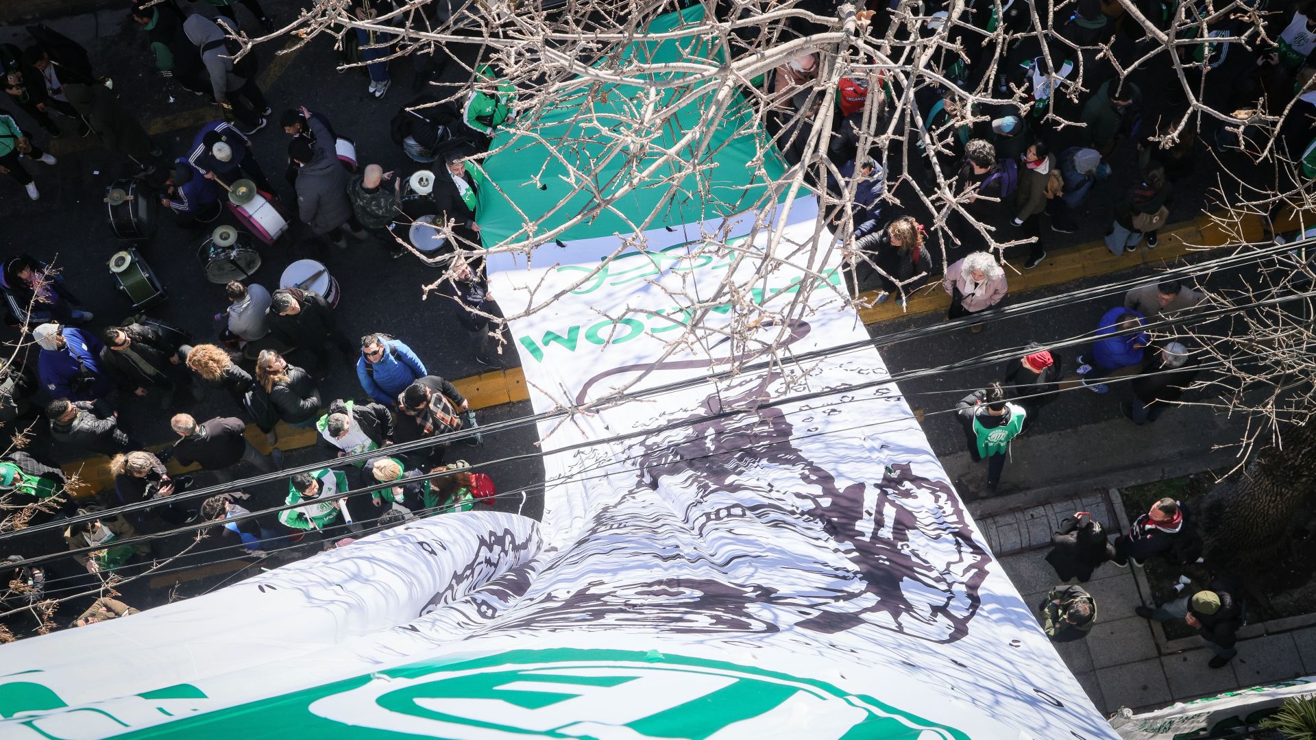 Movilizamos Plaza de Mayo para defender la democracia