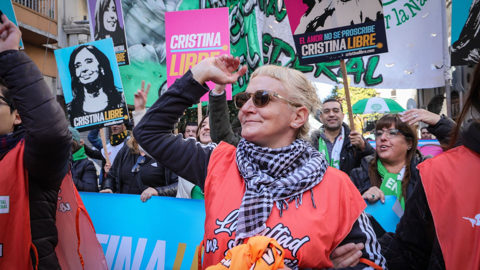 Movilizamos Plaza de Mayo para defender la democracia