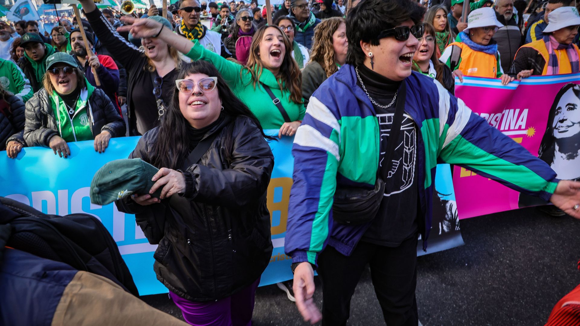 Movilizamos Plaza de Mayo para defender la democracia