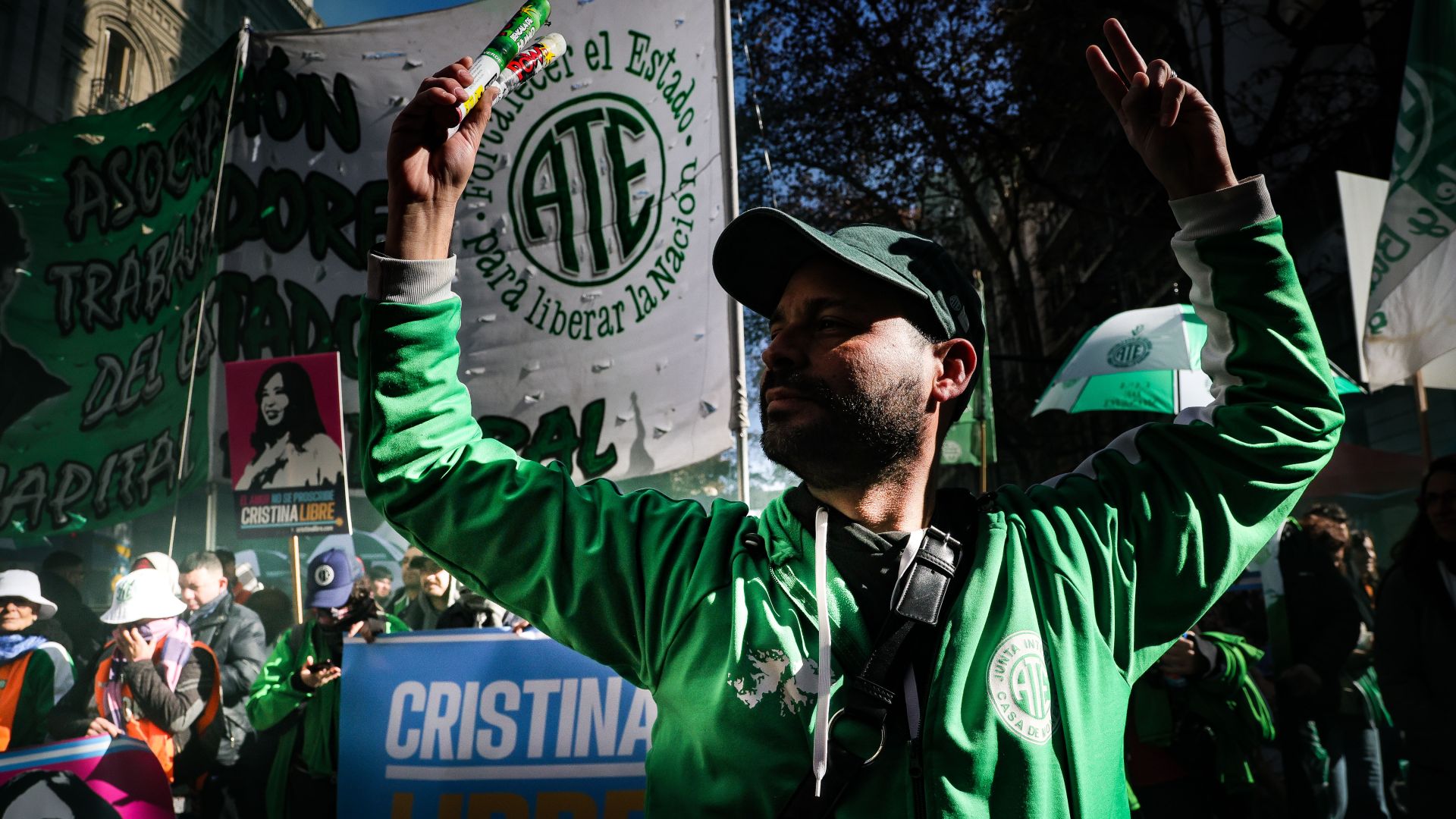 Movilizamos Plaza de Mayo para defender la democracia