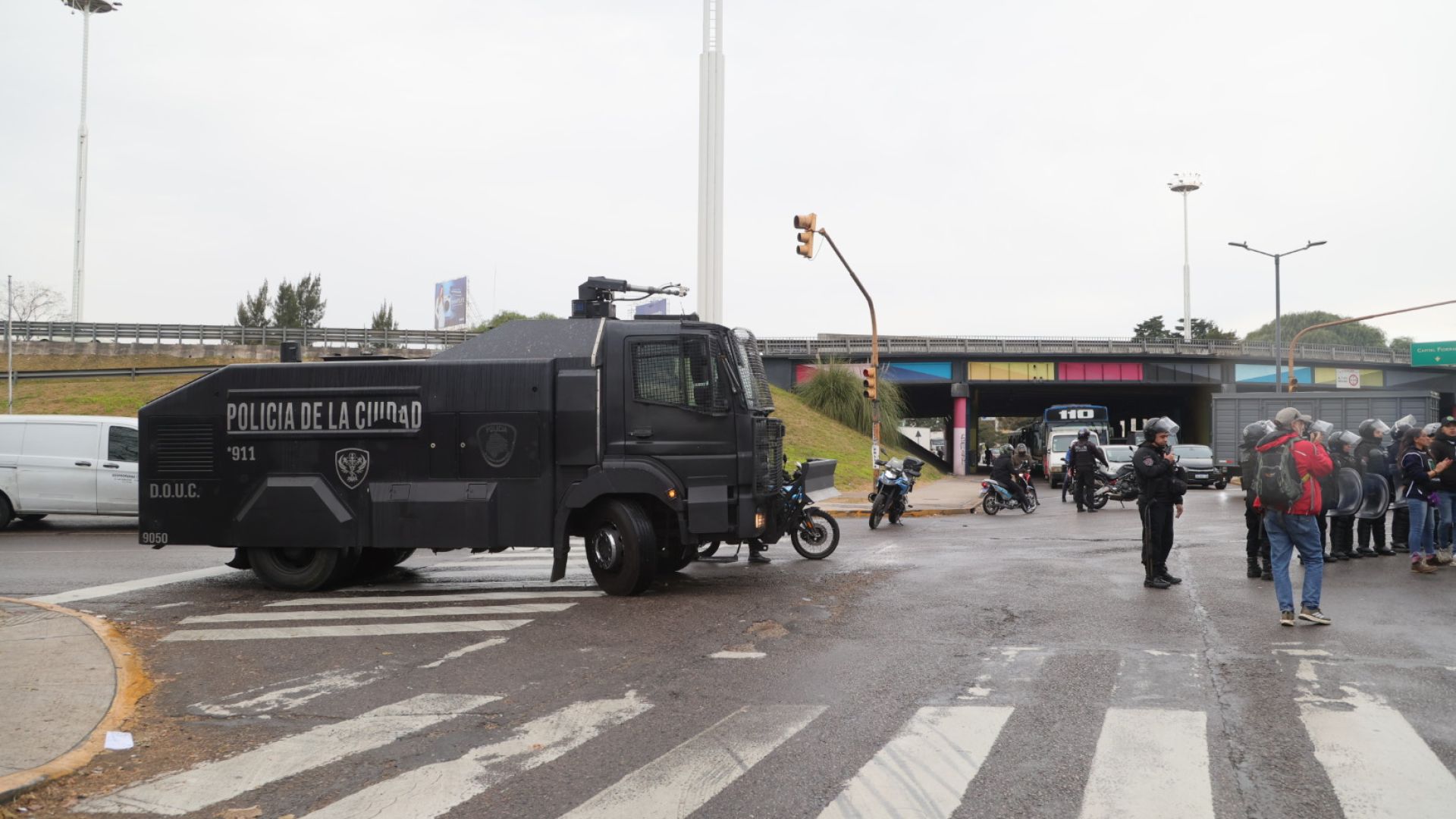 El gobierno ataca el INTI: Las y  los trabajadores lo defendemos