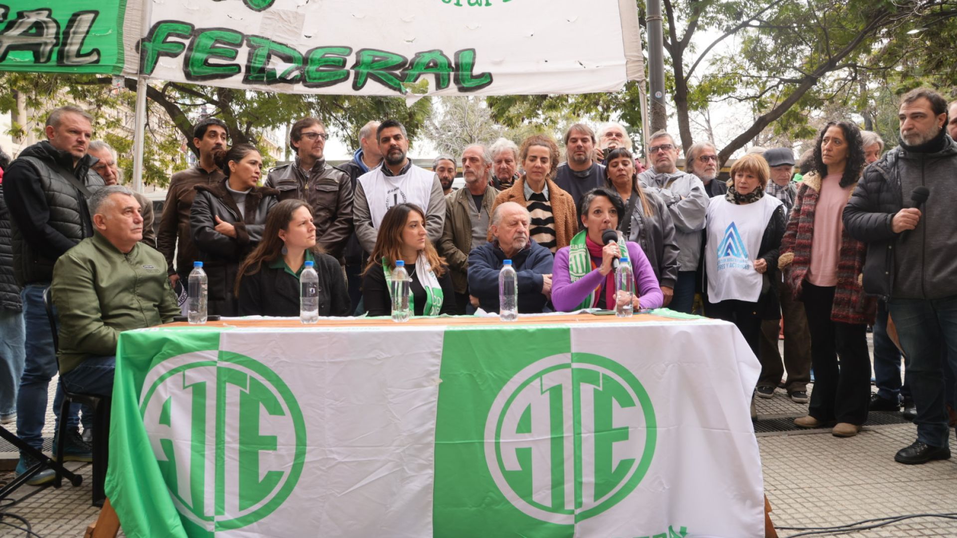 Fernández Brozzi: “Si piensan que con esto nos van a vencer, están equivocados”