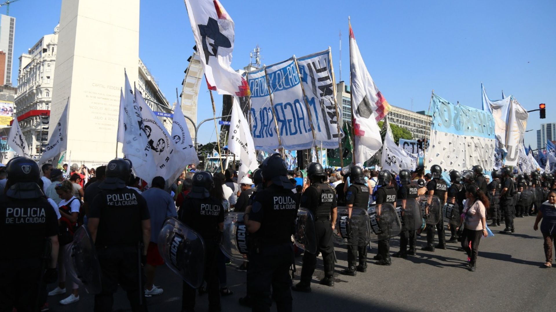 Masiva movilización por la libertad de Milagro Sala