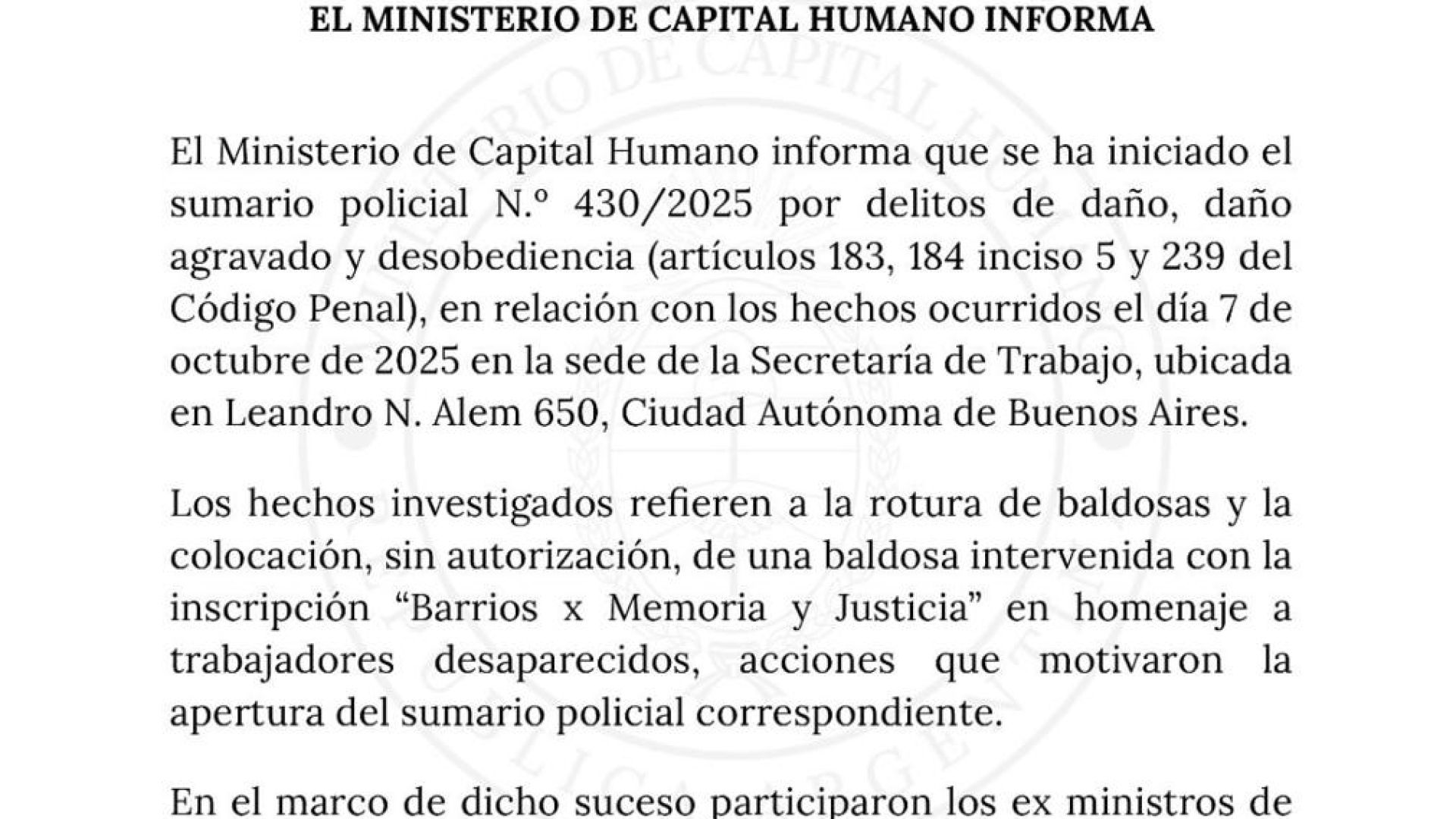 Colocar baldosas por la memoria no es delito: los delincuentes son ustedes