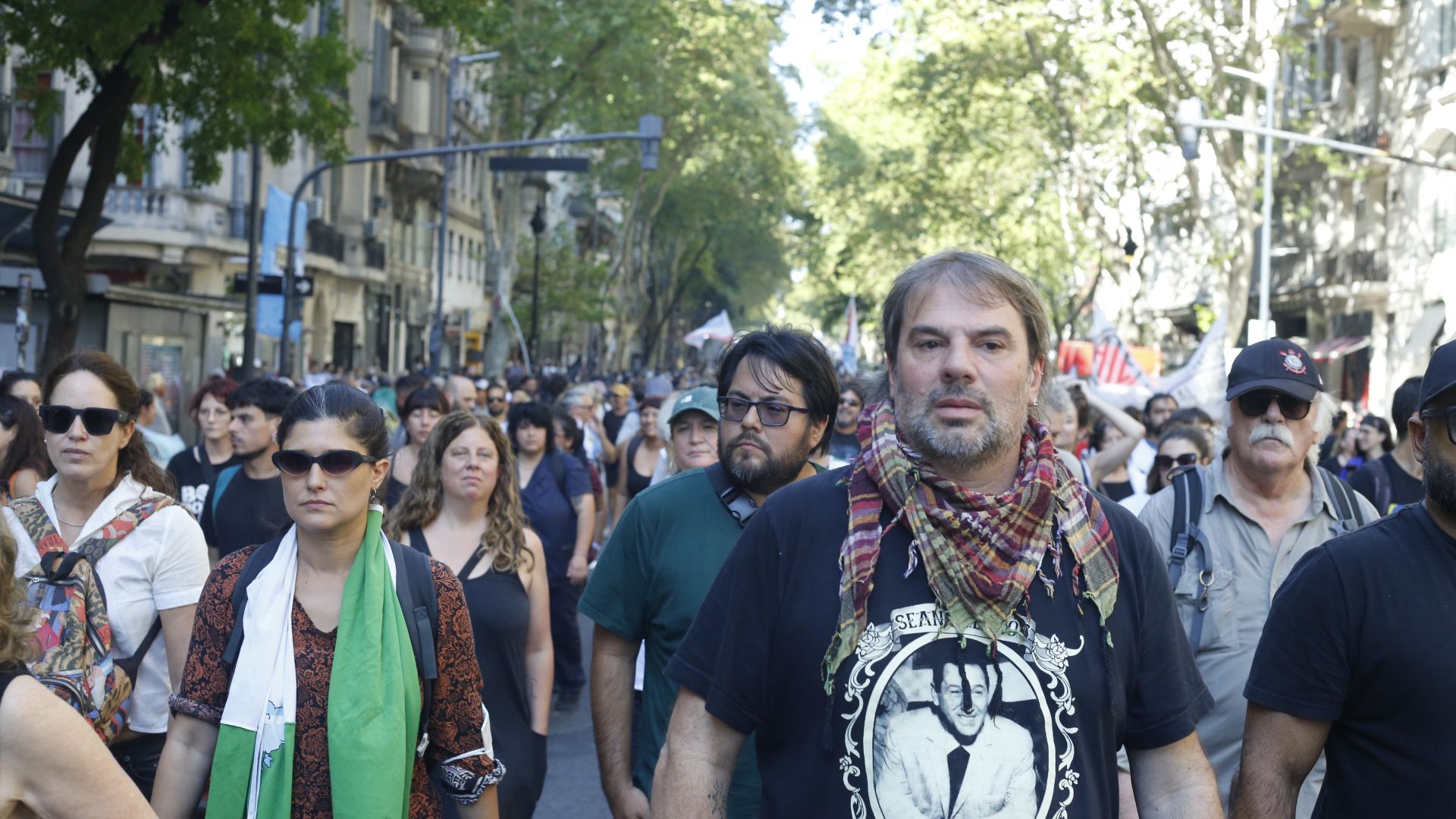 De la motosierra a la dignidad: el pueblo recupera la rebeldía